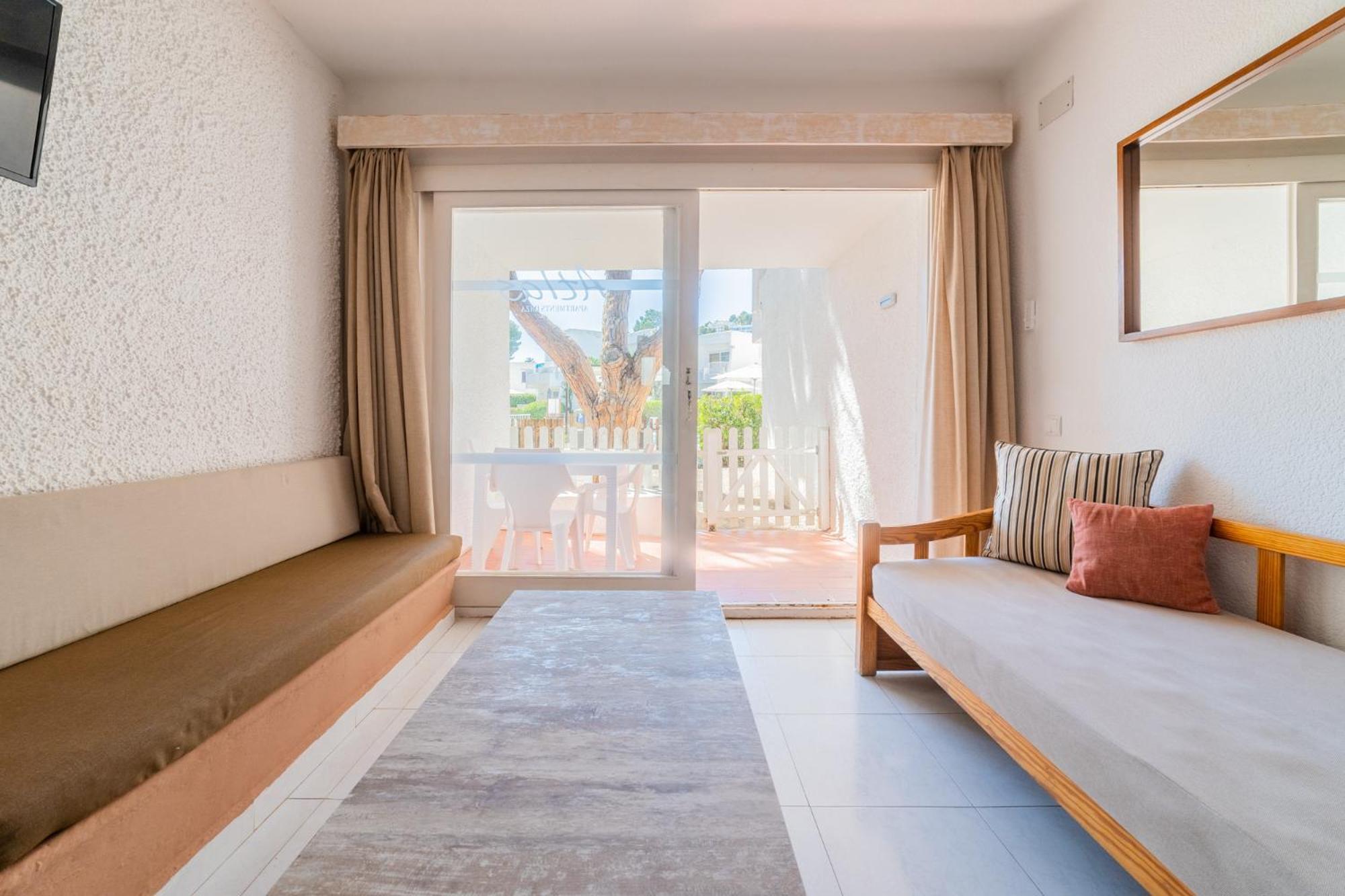 Atlas Apartments Ibiza Santa Eulària des Riu Extérieur photo